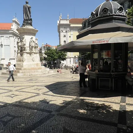 Апартаменты Bairro Alto Chiado *