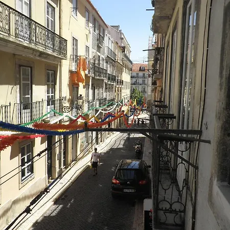 Апартаменты Bairro Alto Chiado Лиссабон